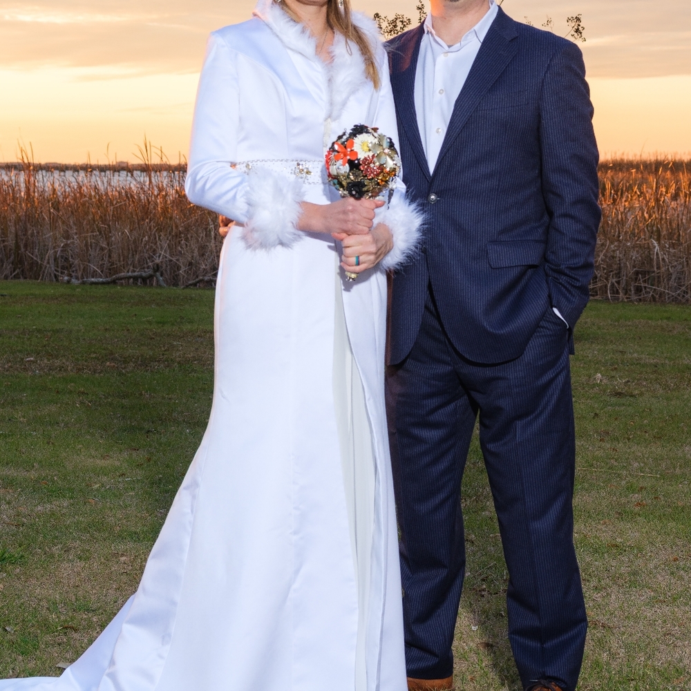 Winter White wedding jacket xs/s 2,4.